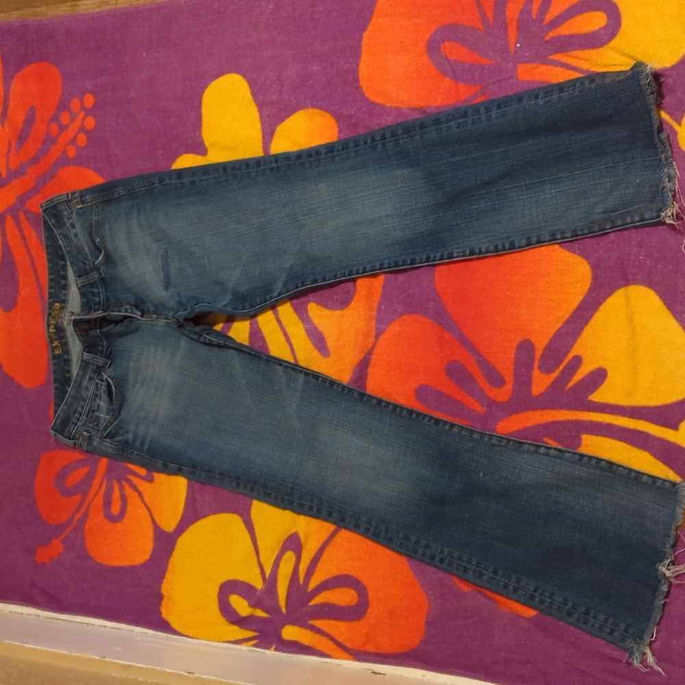 Used distressed Express jeans size8r